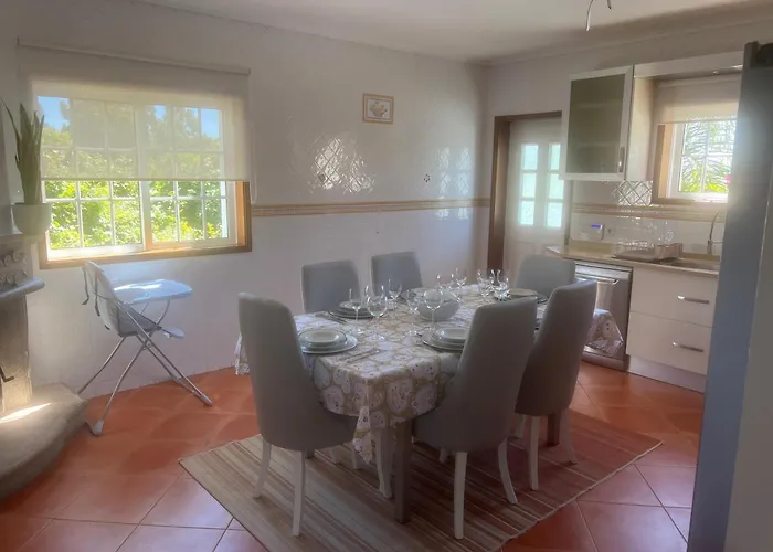 Casa Do Piscina Aquecida 別荘 エスピーニョ