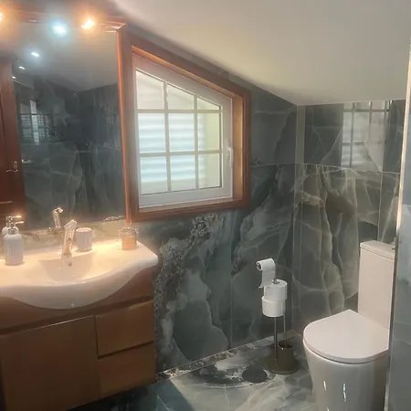 Casa Do Piscina Aquecida Vakantiehuis Espinho (Aveiro)