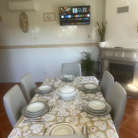 Casa Do Piscina Aquecida Espinho (Aveiro)