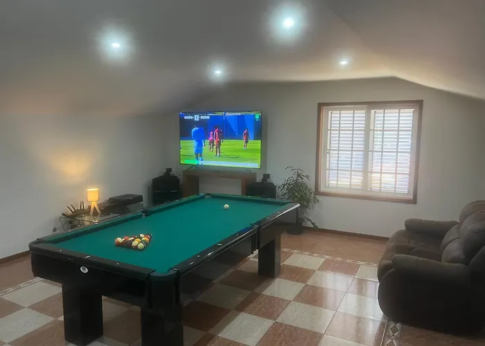 בית נופש Casa Do Piscina Aquecida אספיניו