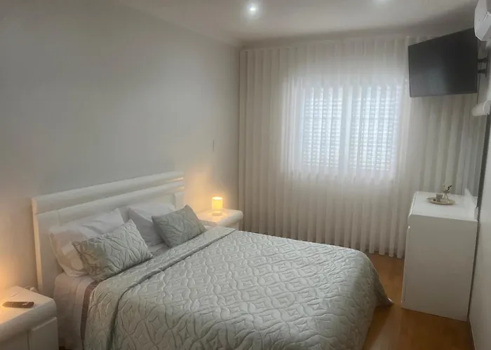 Casa Do Piscina Aquecida אספיניו