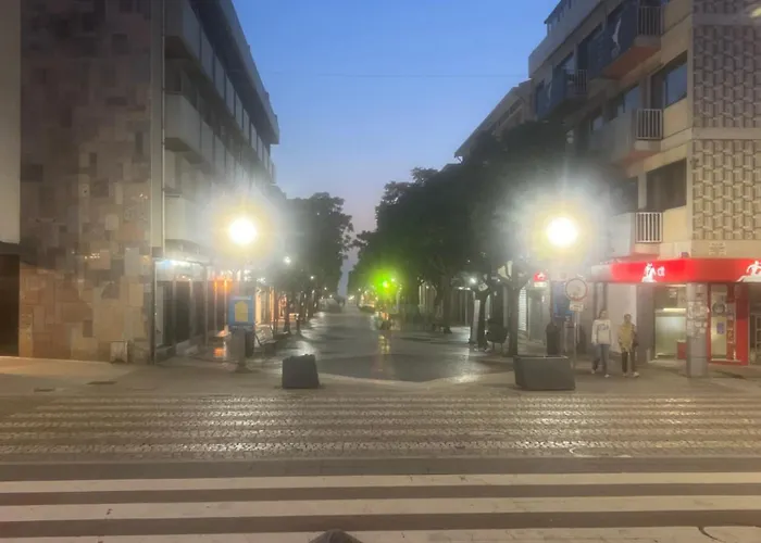 Casa Do Piscina Aquecida * Espinho (Aveiro)