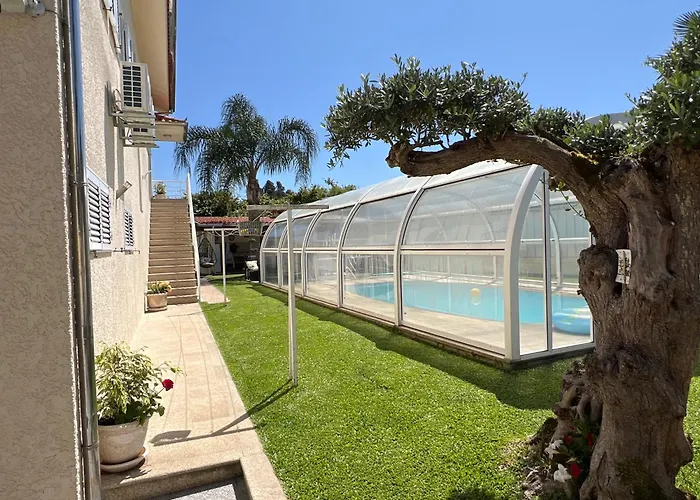 度假居 Casa Do Piscina Aquecida *